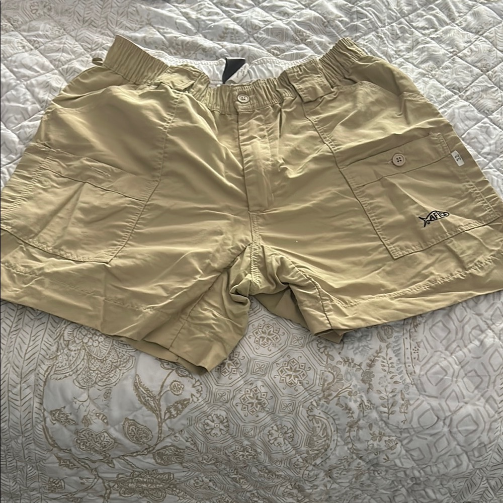 Men's Tan Cargo Shorts